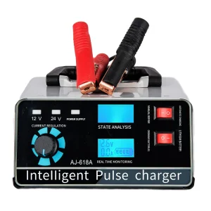 Chargeur de batterie intelligent 12V 30A / 24V 15A, chargeur de batterie automobile avec entretien et réparation par impulsions intelligentes pour voiture, camion, bateau et moto
